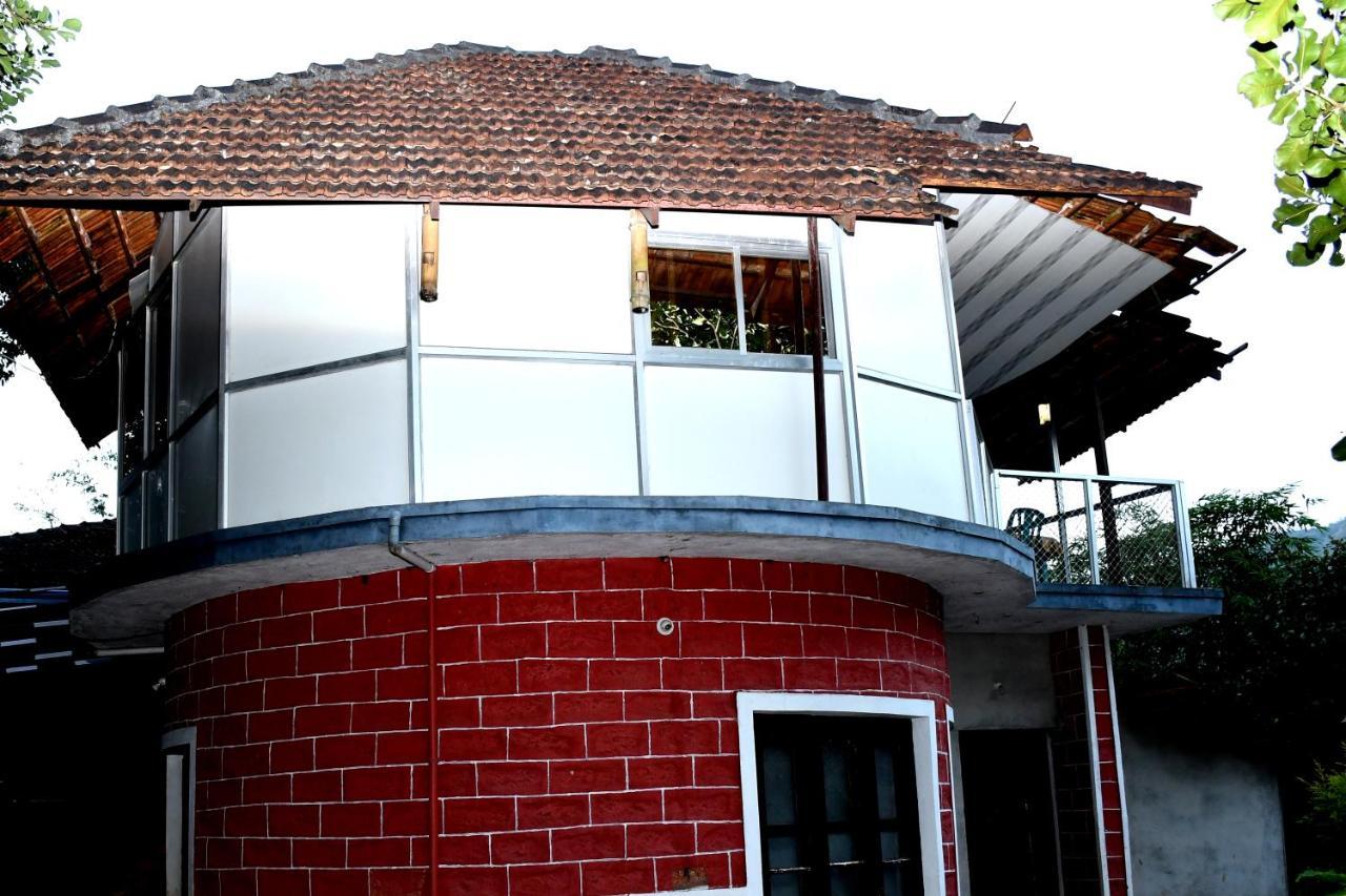 Prashanti Resort Madikeri Buitenkant foto