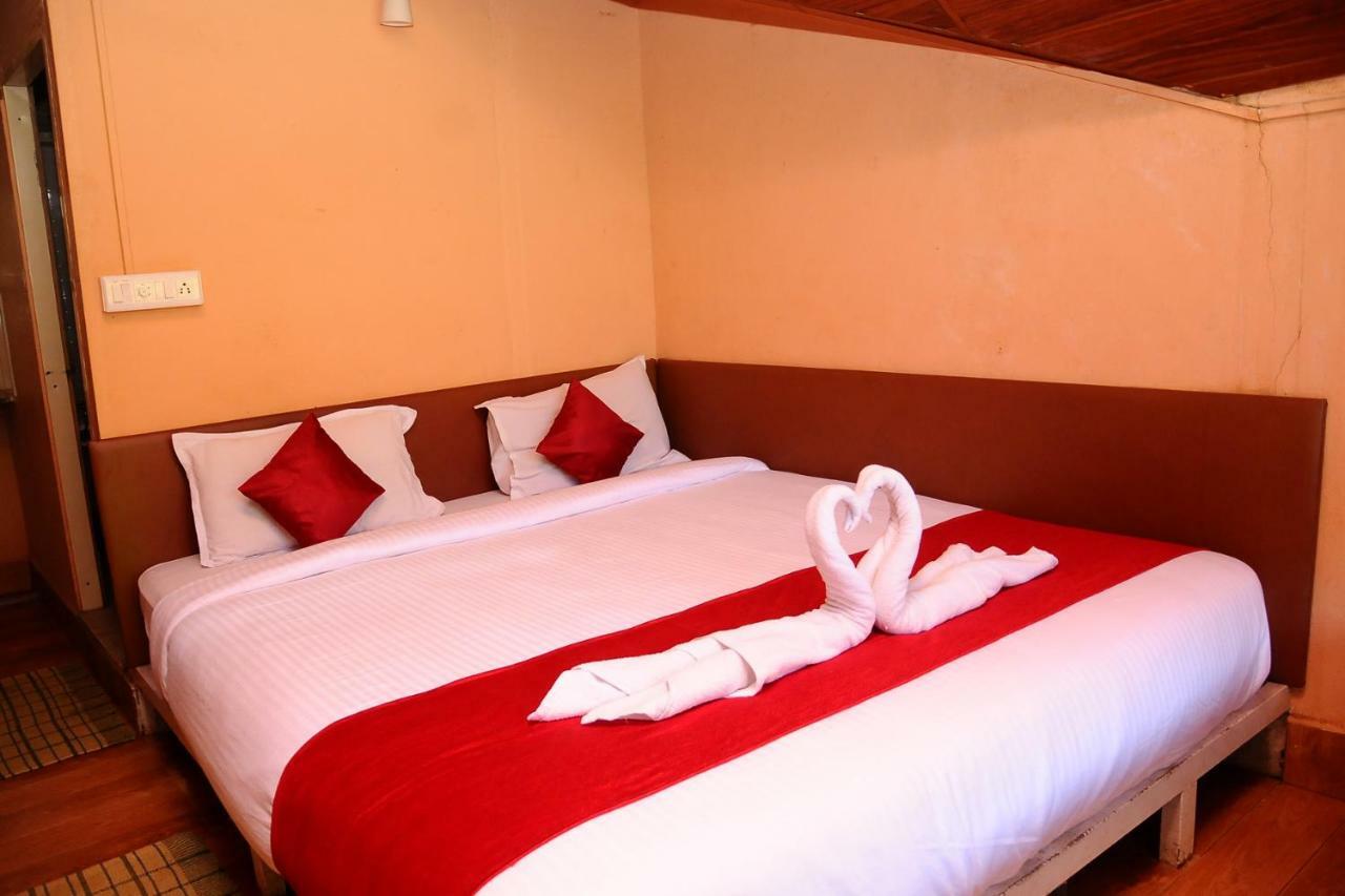 Prashanti Resort Madikeri Buitenkant foto